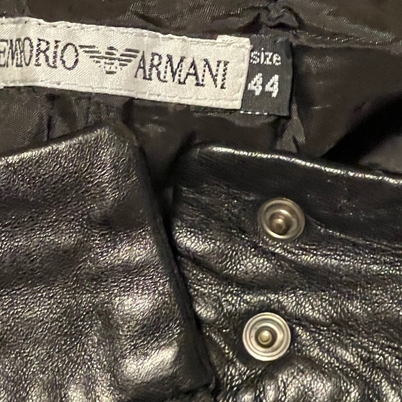 Giorgio Armani Vintage Size 44 Black Leather Pants - Picture 4 of 4